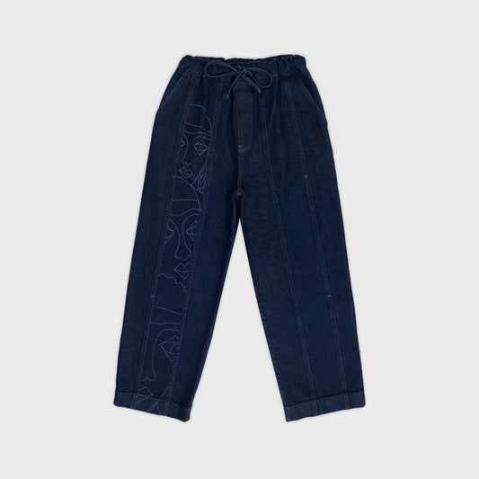 Pantalon large en denim indigo avec impression laser haute définition et taille élastique. Atelier Chazeau, marque française de streetwear premium mixte.